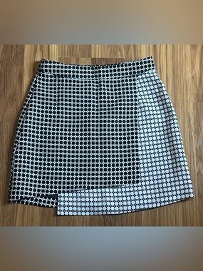 Moon black and white geometric print mini skirt asymmetric front detailSize S